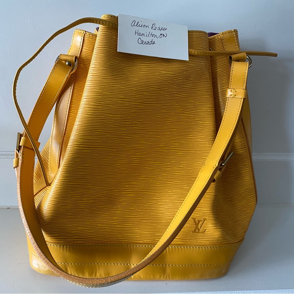 Louis Vuitton Epi Noe GM